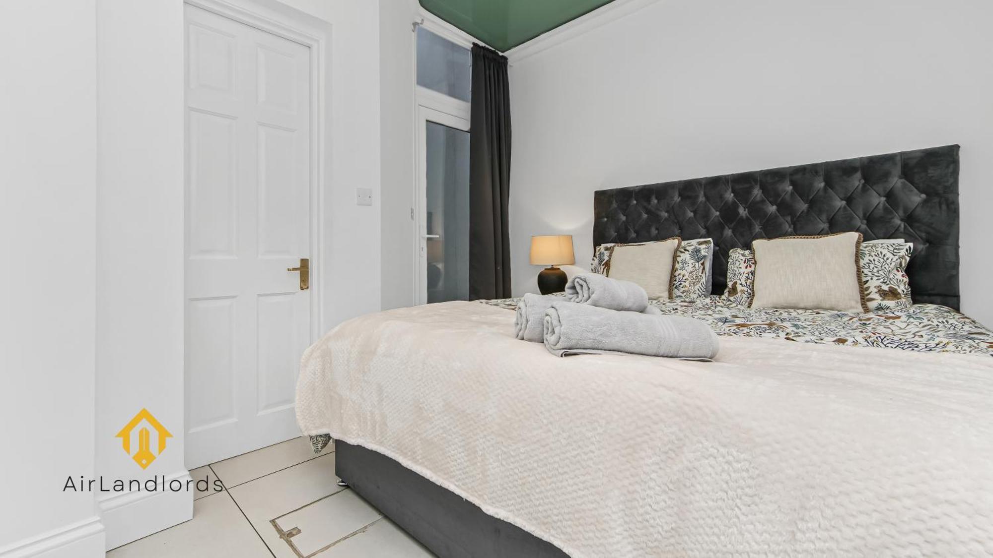 Exceptional 4 Bedroom House Paddington Station! Londyn Zewnętrze zdjęcie